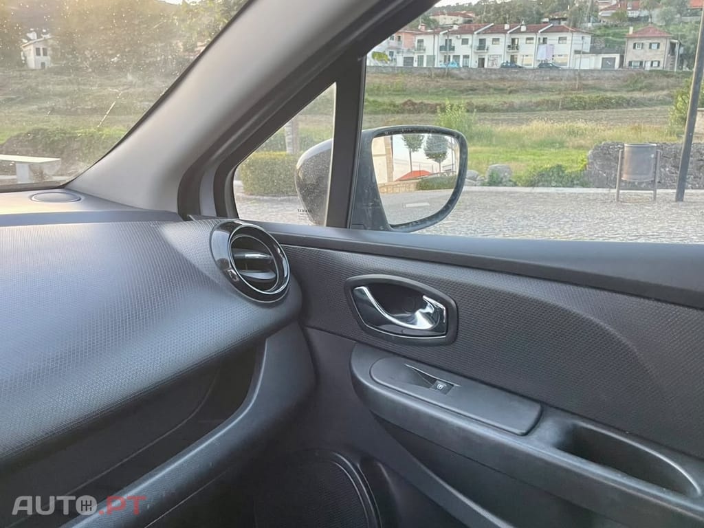 Renault Clio 1.5 dCi Confort 82g