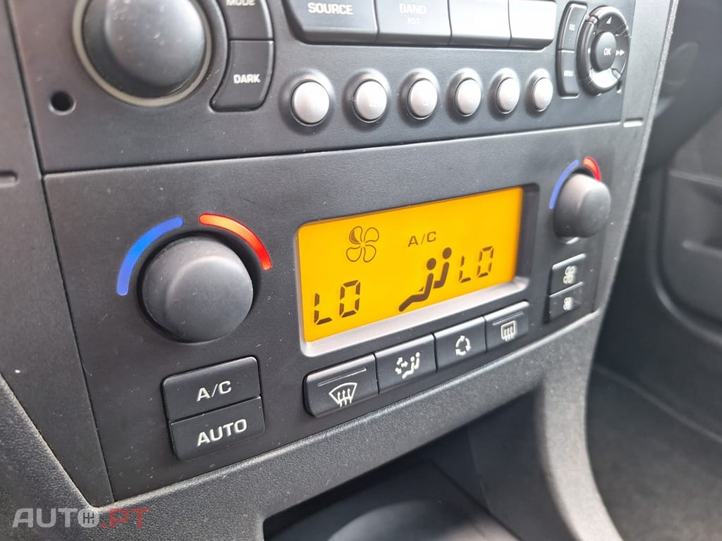 Citroen C4 1.6 HDi VTR Pack