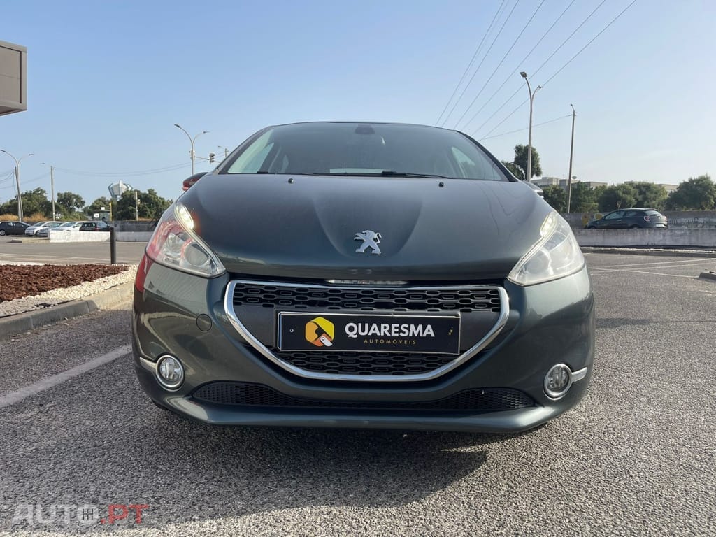 Peugeot 208 1.2 VTi Allure