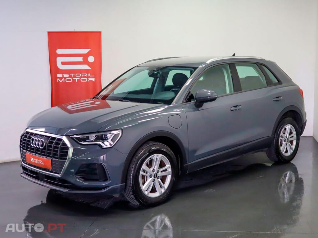 Audi Q3 45 TFSIe S tronic