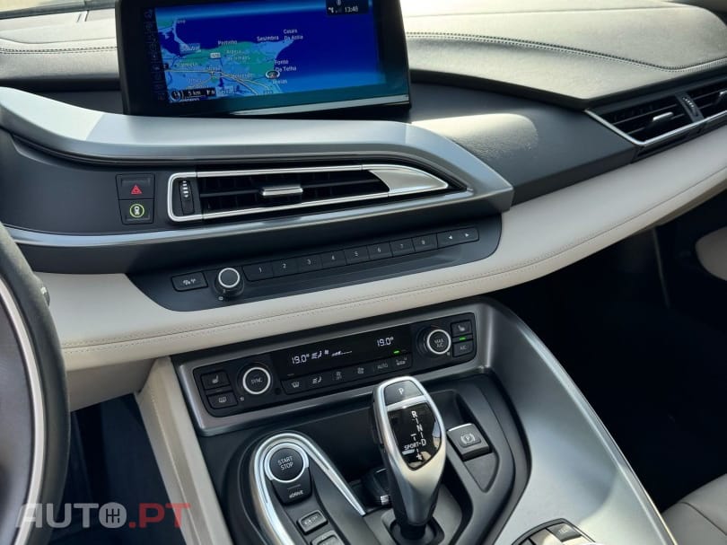 BMW i8 Standard