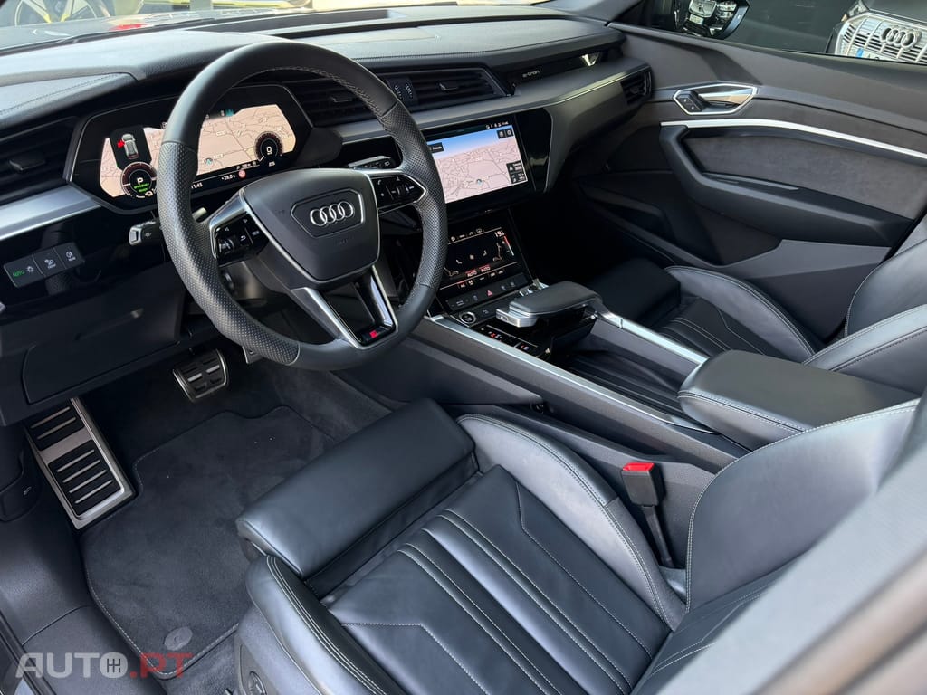 Audi Q8 E-Tron 50 quattro S line