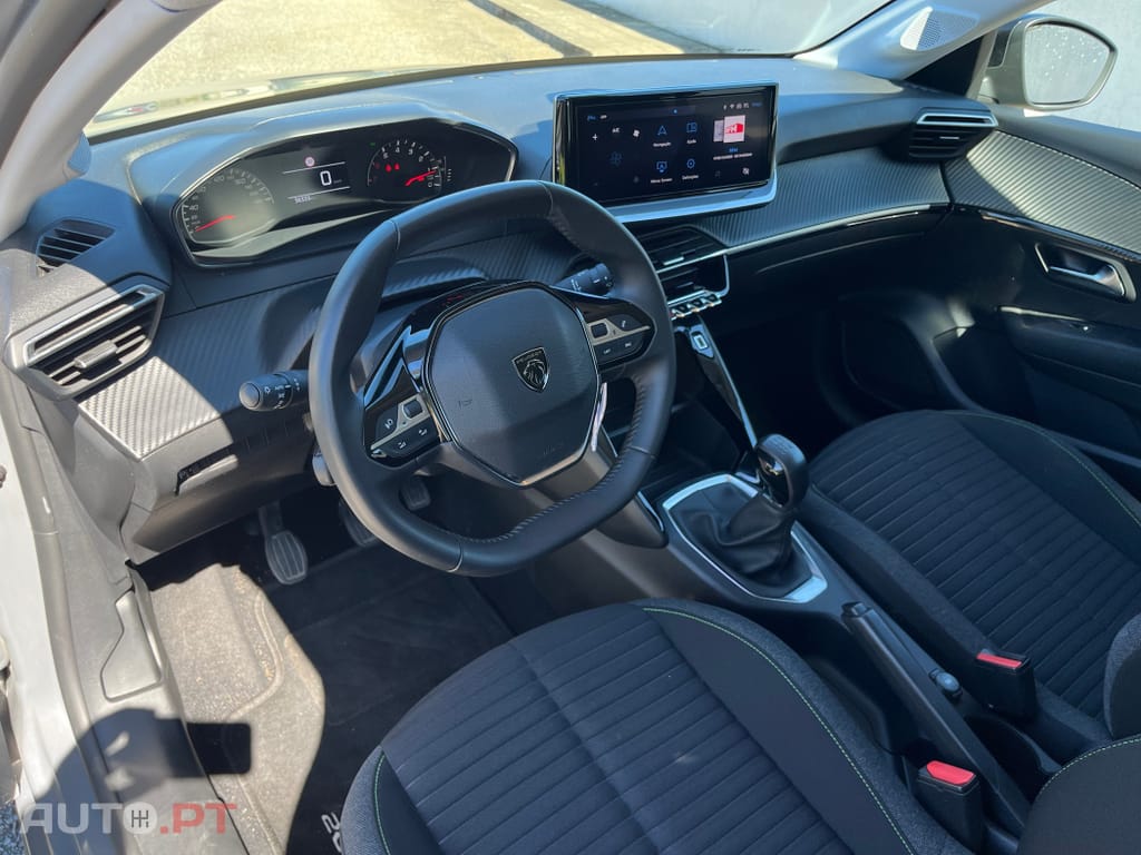 Peugeot 208 1.2 PureTech Like