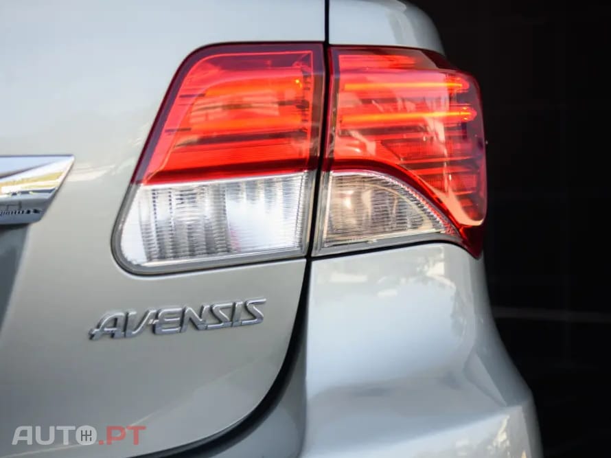 Toyota Avensis SD 2.0 D-4D Exclusive