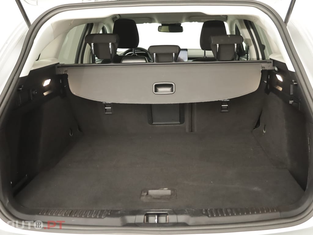 Ford Focus Focus SW 1.0 EcoBoost MHEV Active X