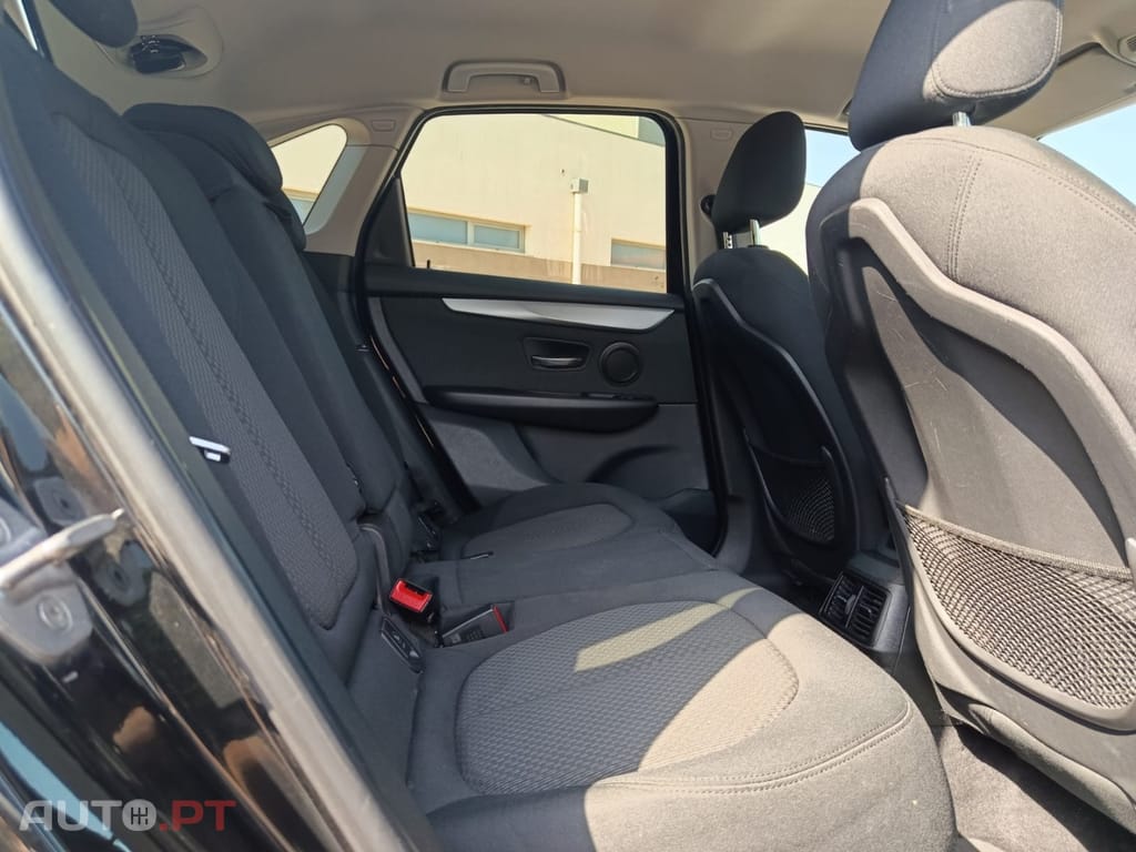 BMW 216 d Advantage