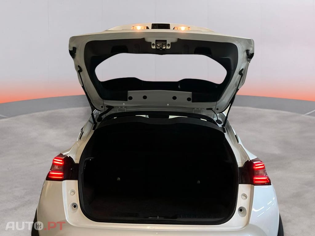 Nissan Juke 1.0 DIG-T 114 N-Connecta