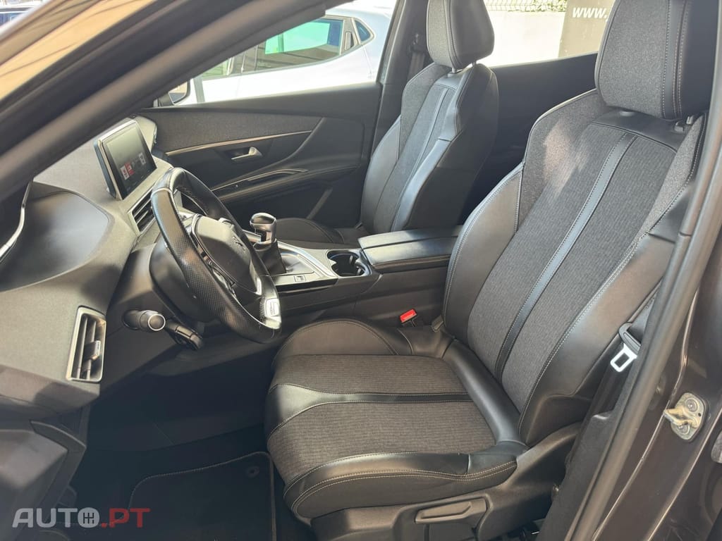 Peugeot 3008 1.5 BlueHDi GT Line