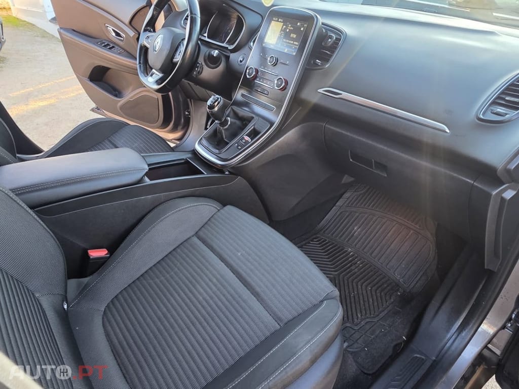 Renault Grand Scénic 1.7 Blue dCi Limited