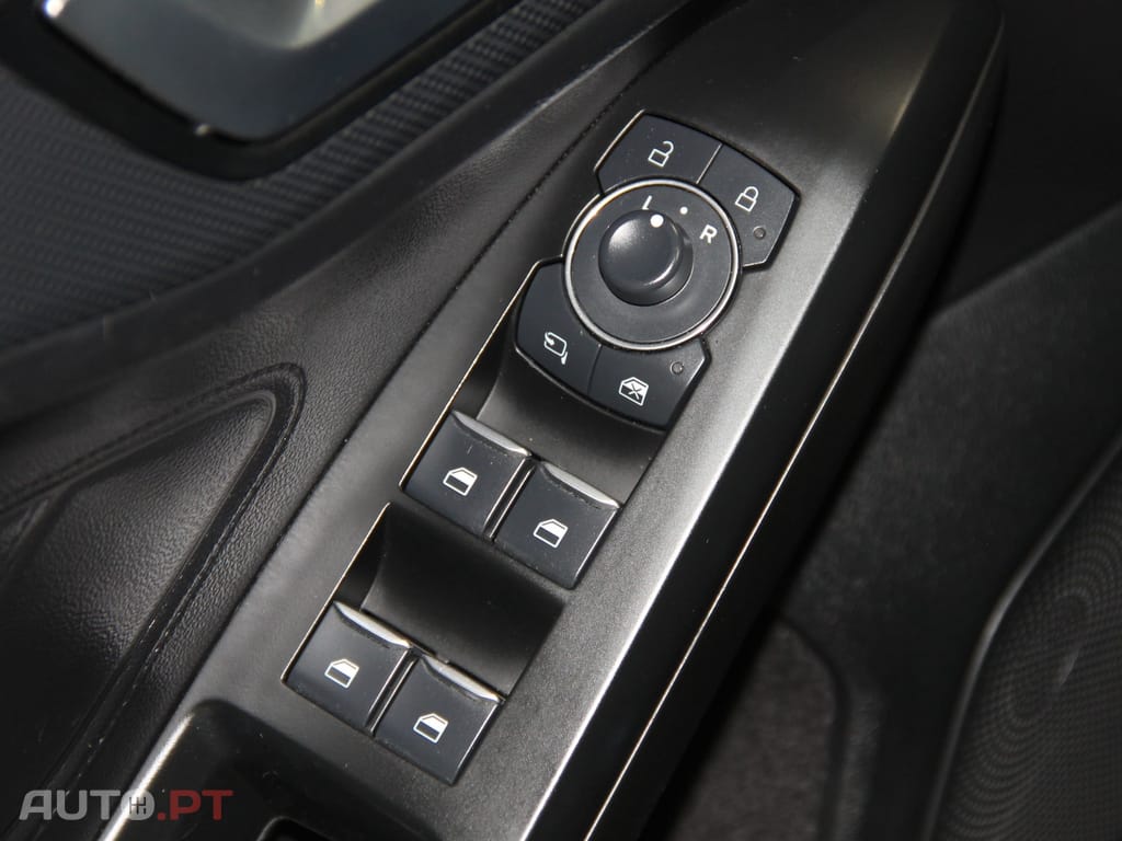 Ford Focus 1.0 EcoBoost MHEV ST-Line