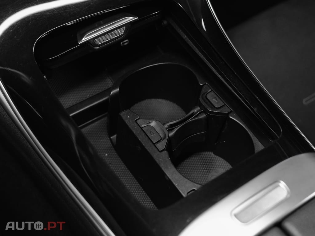 Mercedes-Benz C 300 e AMG Line