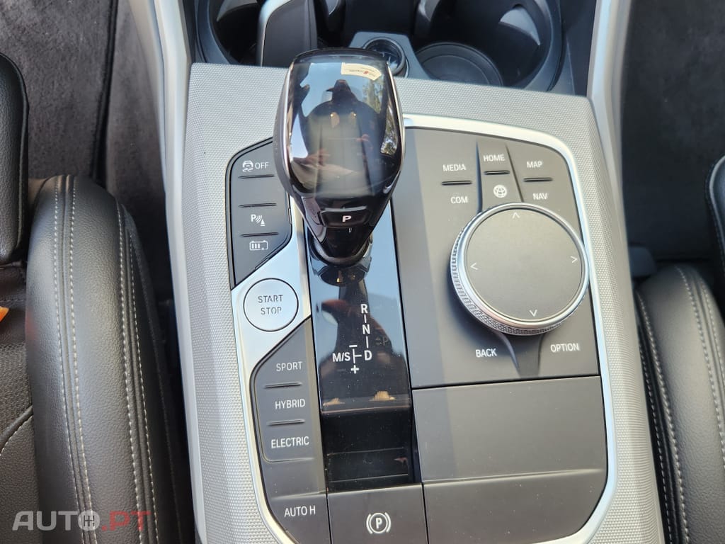 BMW 320 e Auto