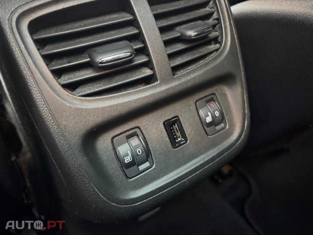 Opel Grandland (X) 1.2 T Design & Tech AT