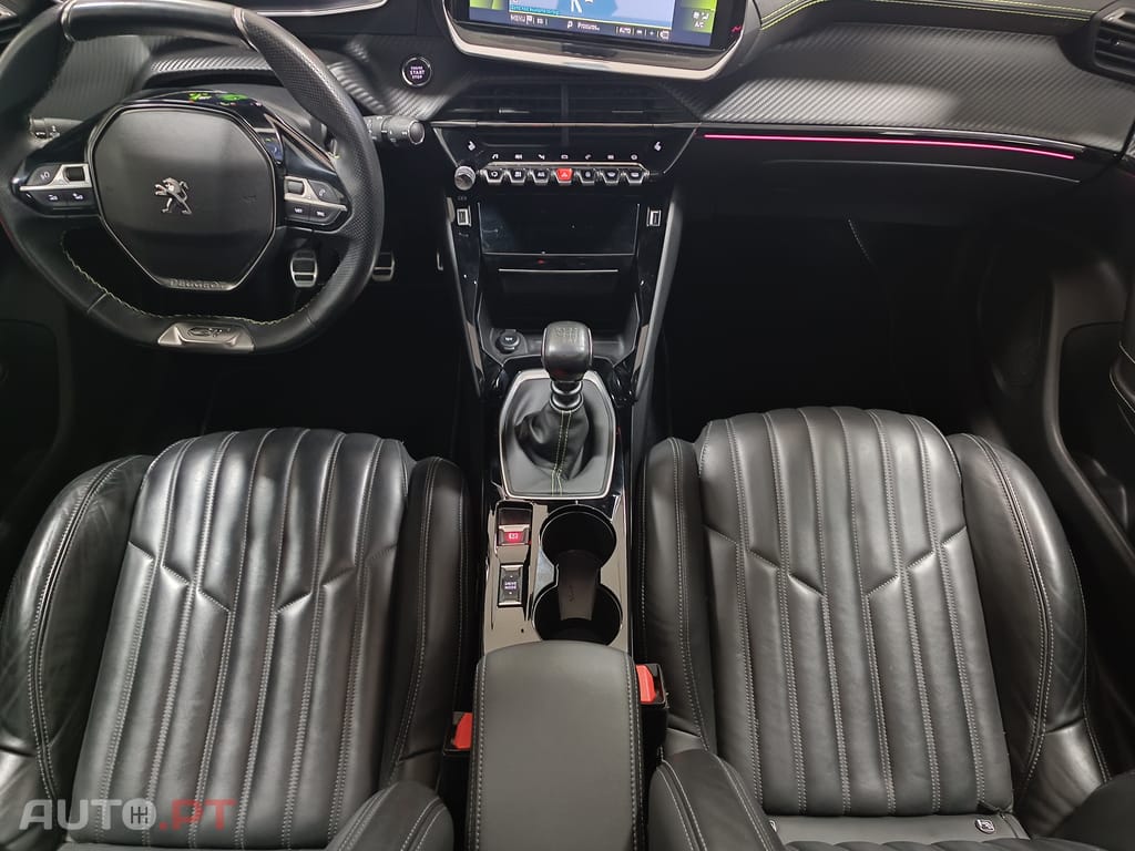 Peugeot 2008 1.2 PureTech GT Line