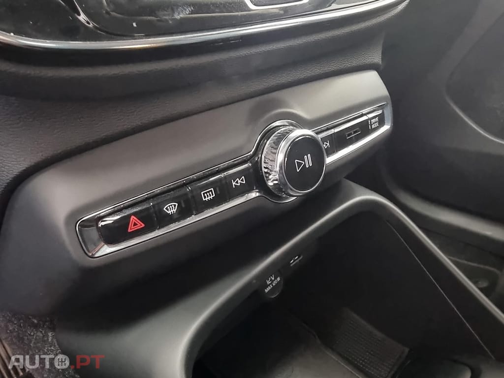 Volvo XC40 2.0 D3 Momentum Plus Geartronic