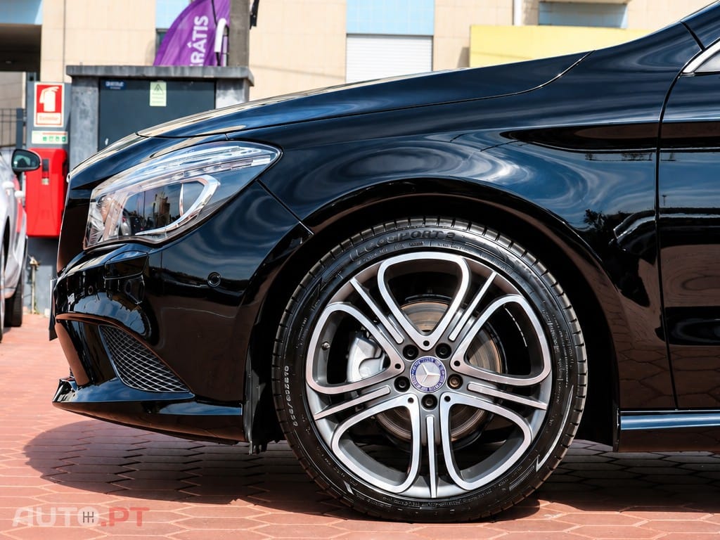 Mercedes-Benz CLA 220 CDi Urban Aut.111g