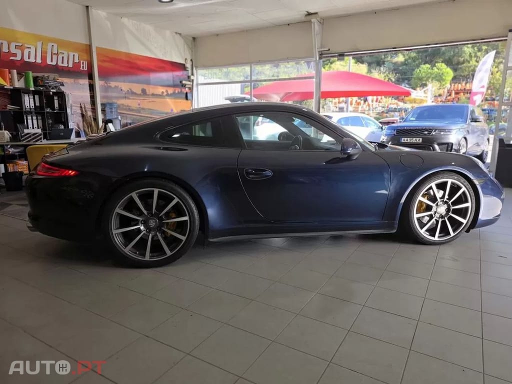 Porsche 911 Carrera 4 PDK