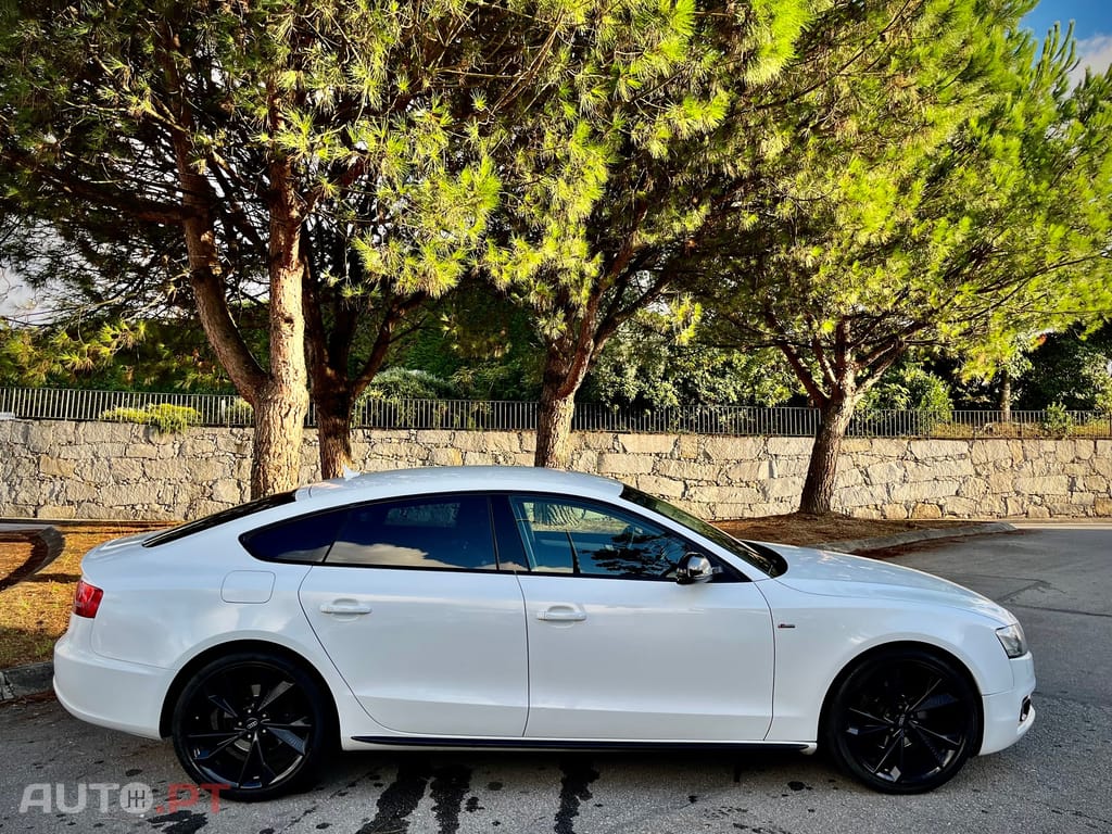 Audi A5 2.0 TDi S-line