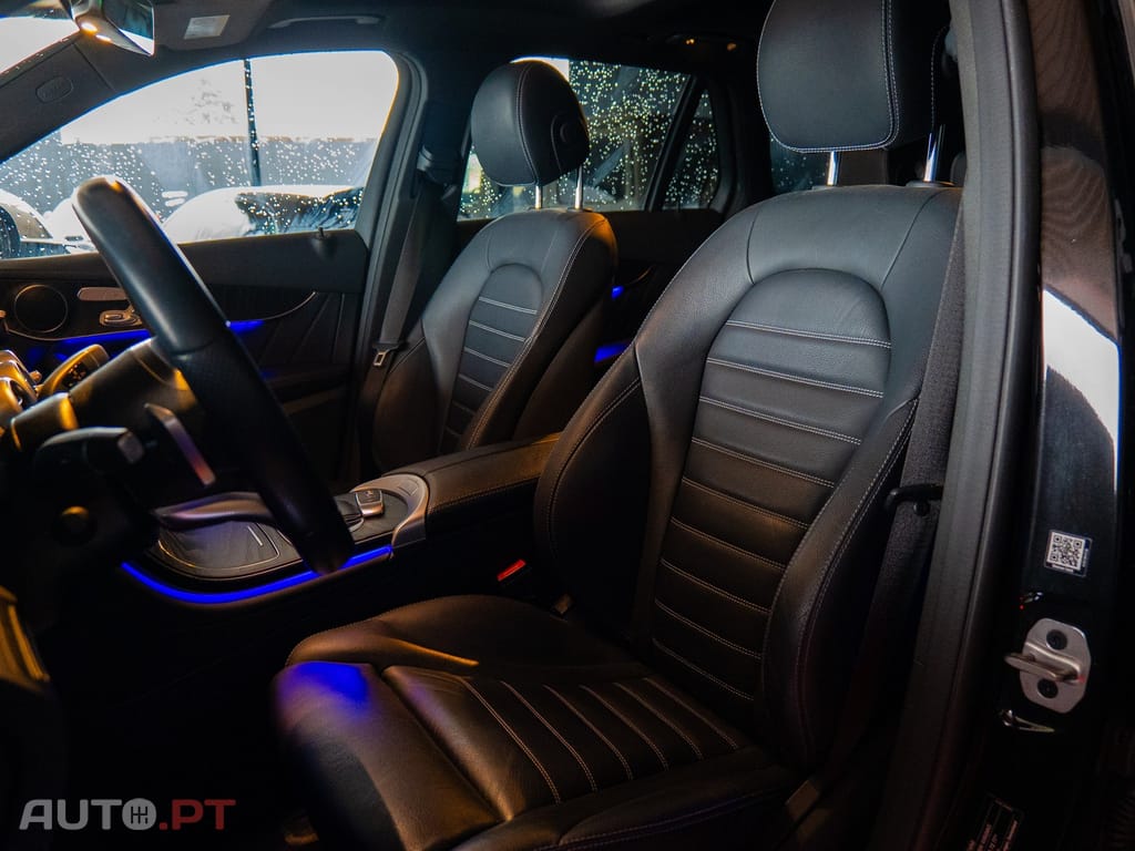 Mercedes-Benz GLC 300 4MATIC AMG LINE