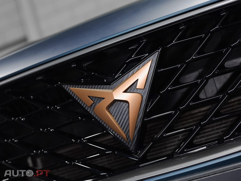 Cupra Formentor 1.4 e-Hybrid DSG VZ