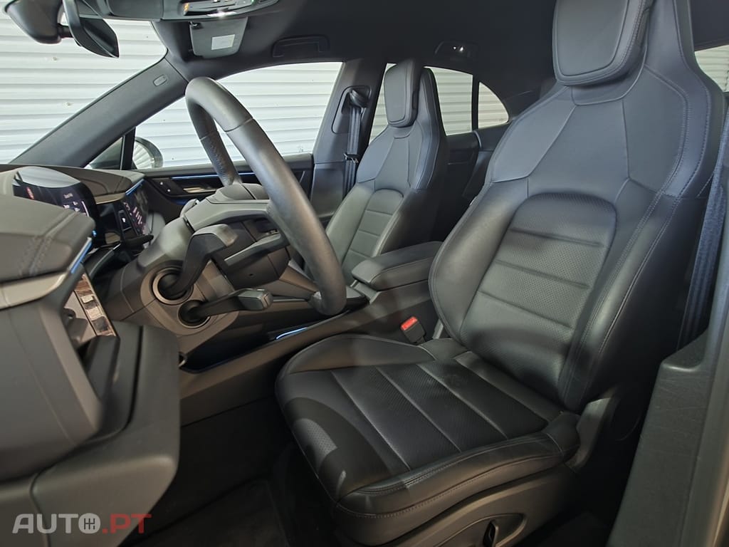 Porsche Macan Electric 4
