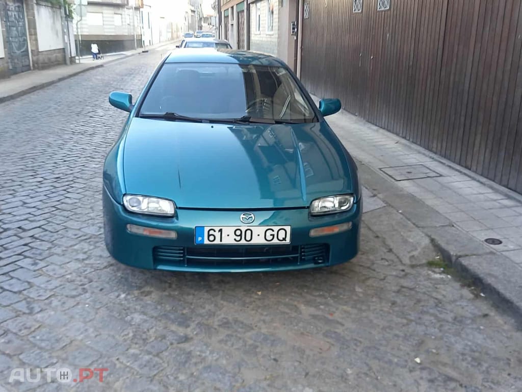 Mazda 323 F 1.5 90cv Direçao assistida