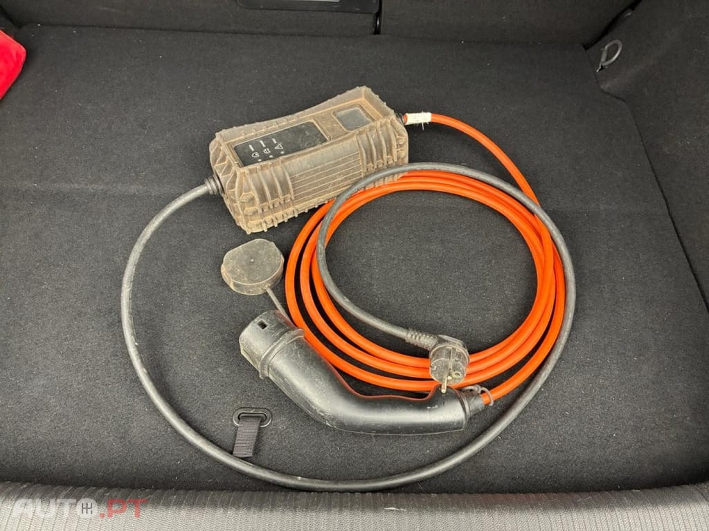 Peugeot 308 1.6 Hybrid Allure Pack e-EAT8