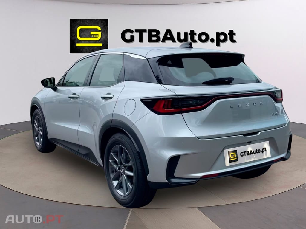 Lexus LBX FWD Basis I.V.A DEDUTIVEL 