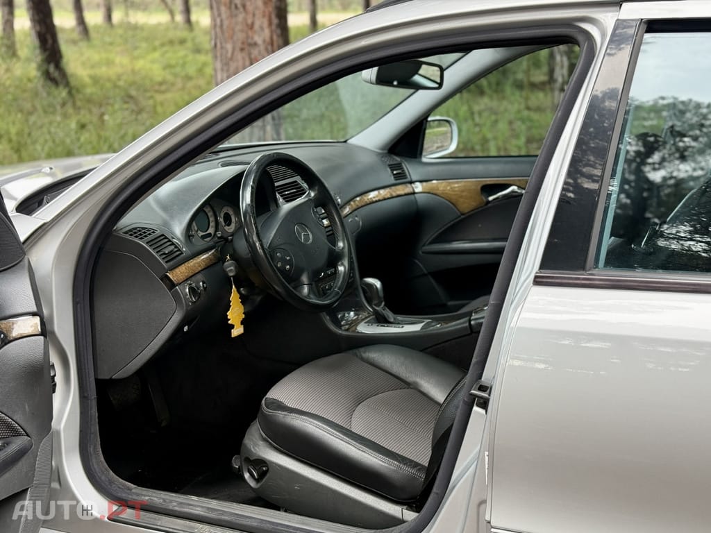 Mercedes-Benz E 270 CDI STATION ADVANTGARDE