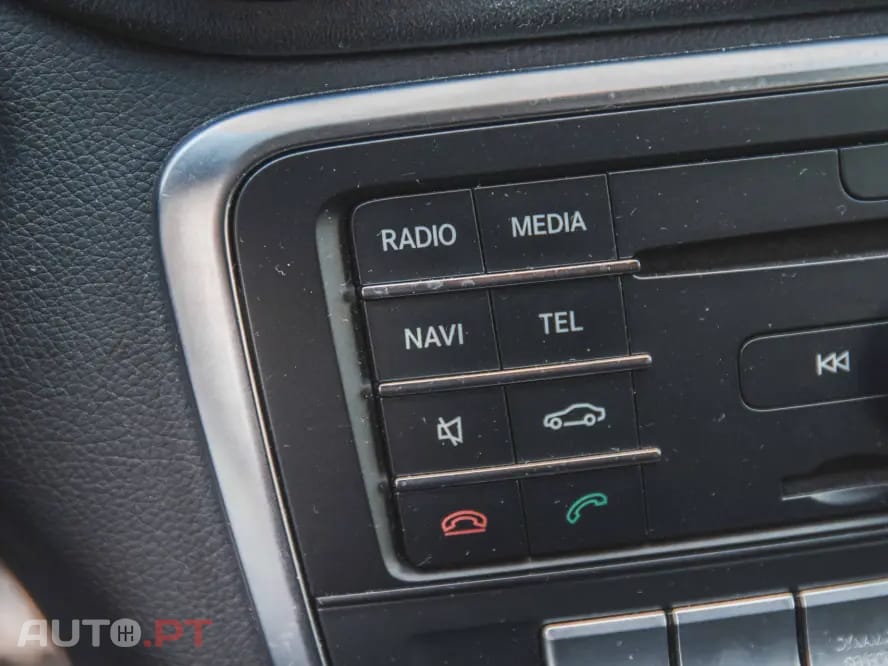 Mercedes-Benz CLA 180 d Shooting Brake AMG Line