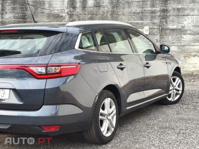 Renault Mégane Sport Tourer 1.5 Blue dCi Zen