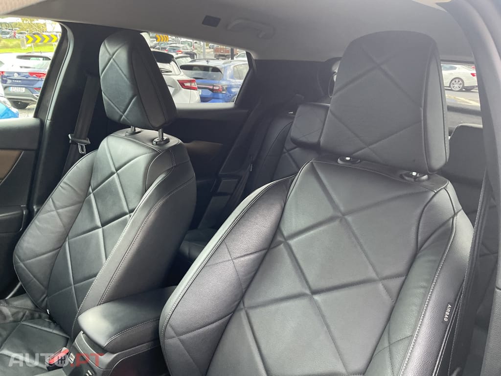 DS DS3 Crossback 1.5 BlueHDi Grand Chic EAT8