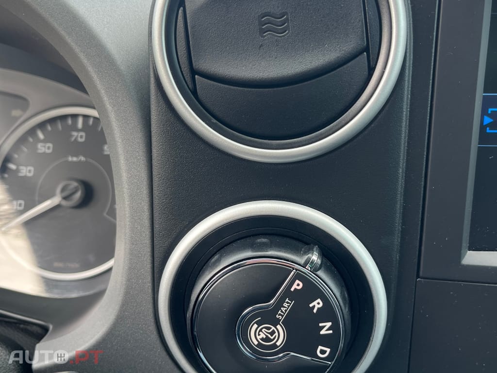 Peugeot E-Partner 50 kWh Premium Standard