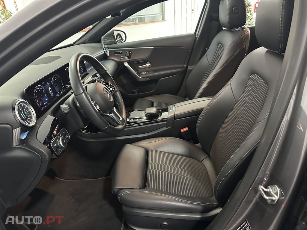 Mercedes-Benz A 180 2.0 A 180 D DCT PREMIUM PLUS