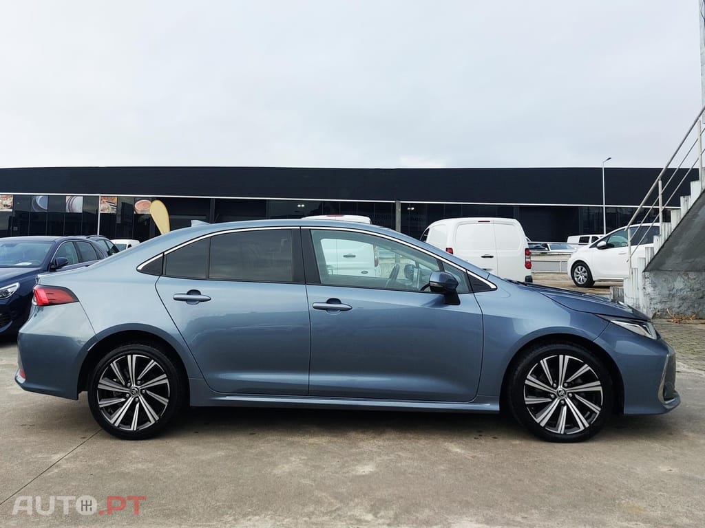 Toyota Corolla SD 1.8 Hybrid Exclusive