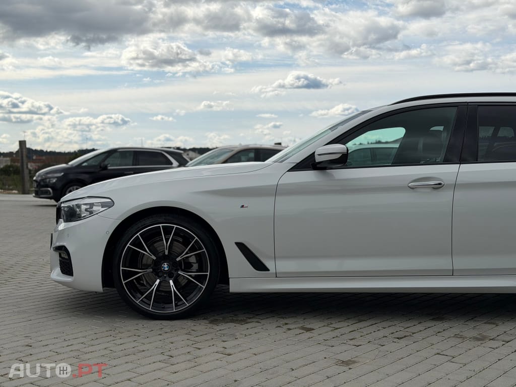 BMW 520 d Pack Desportivo M Auto