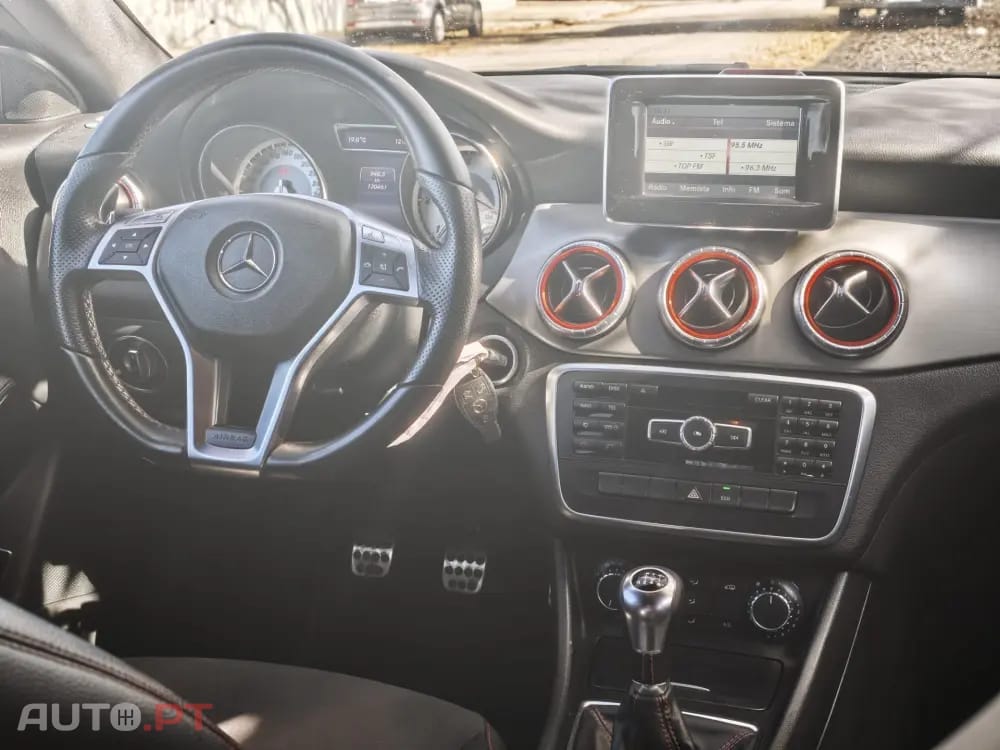 Opel Astra Sports Tourer 1.5 D S&S Auto Business Elegance