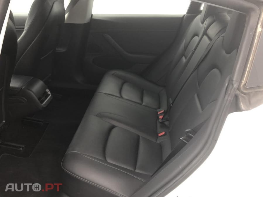 Tesla Model 3 Long Range AWD Dual Motor