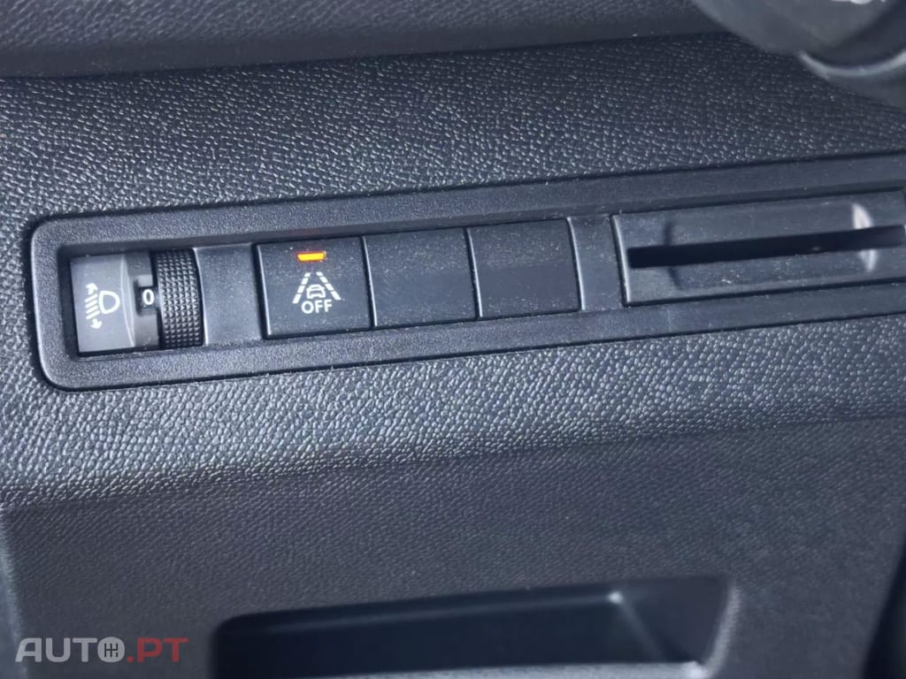Peugeot 3008 PureTech 130 Stop & Start GPF EAT8 Active Pack
