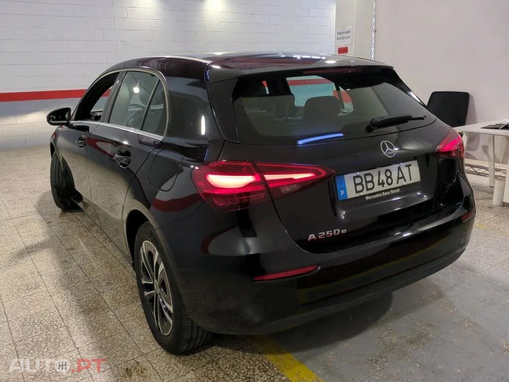 Mercedes-Benz A 250 e