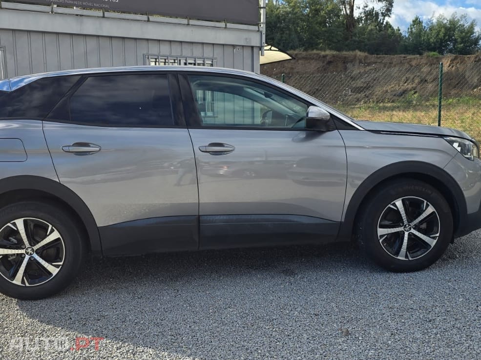 Peugeot 3008 1.5 BlueHDi Active Pack EAT8