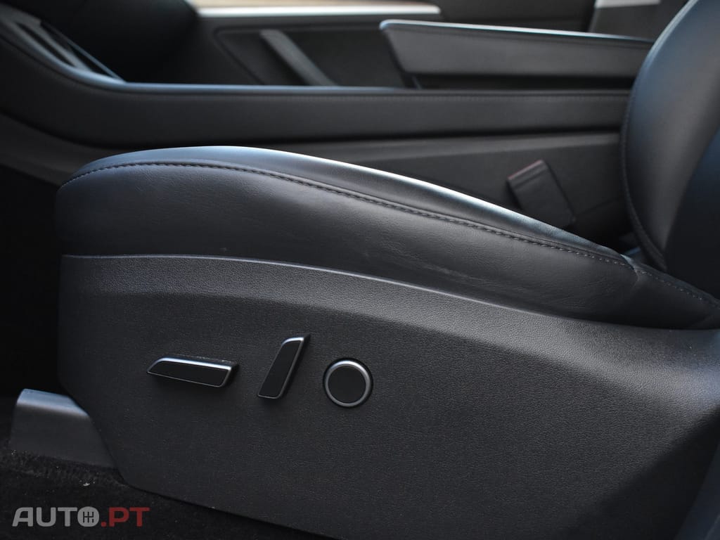 Tesla Model Y Performance Tração Integral