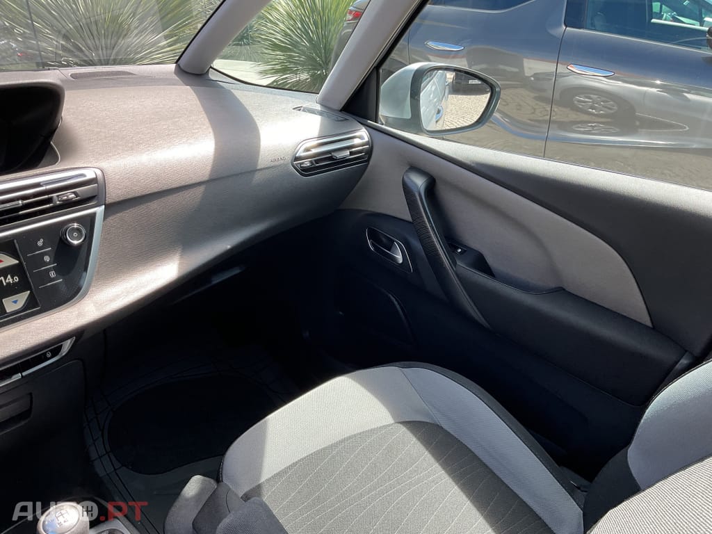 Citroen C4 Picasso 1.6 e-HDi Exclusive