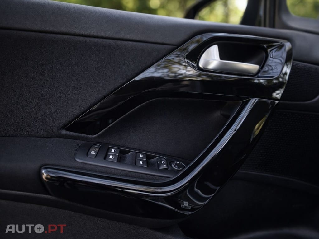 Peugeot 208 Blue-HDi 100 Stop&Start Allure