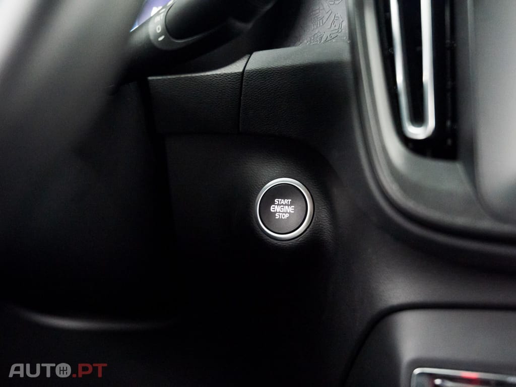 Volvo XC40 1.5 T2 Momentum Core