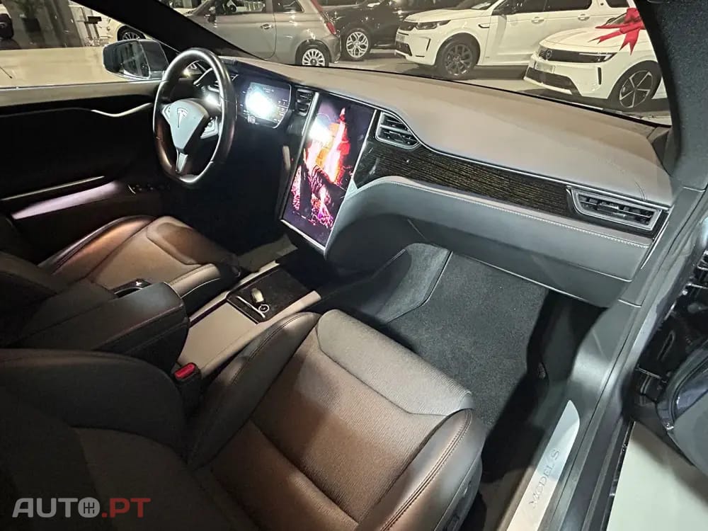 Tesla Model S 75D