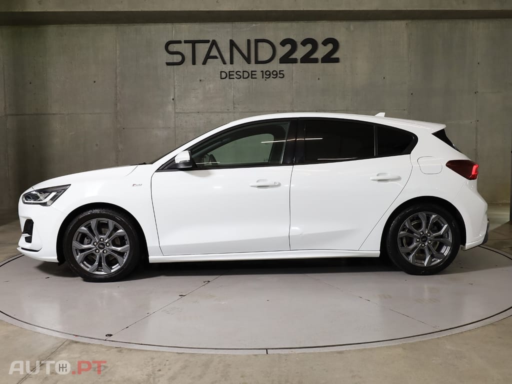 Ford Focus 1.0 EcoBoost MHEV ST-Line Aut.