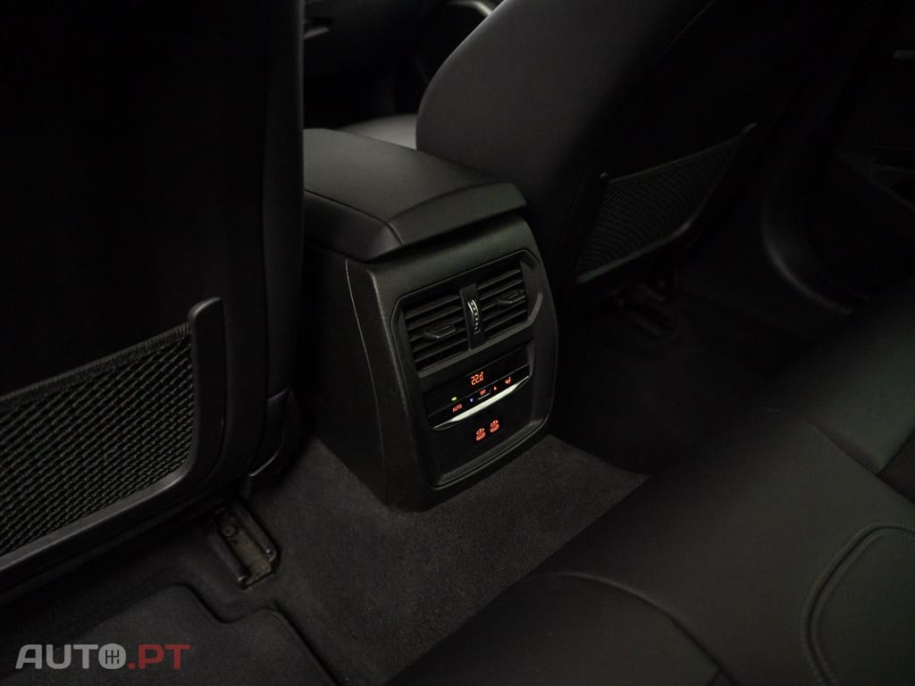BMW 320 e Auto