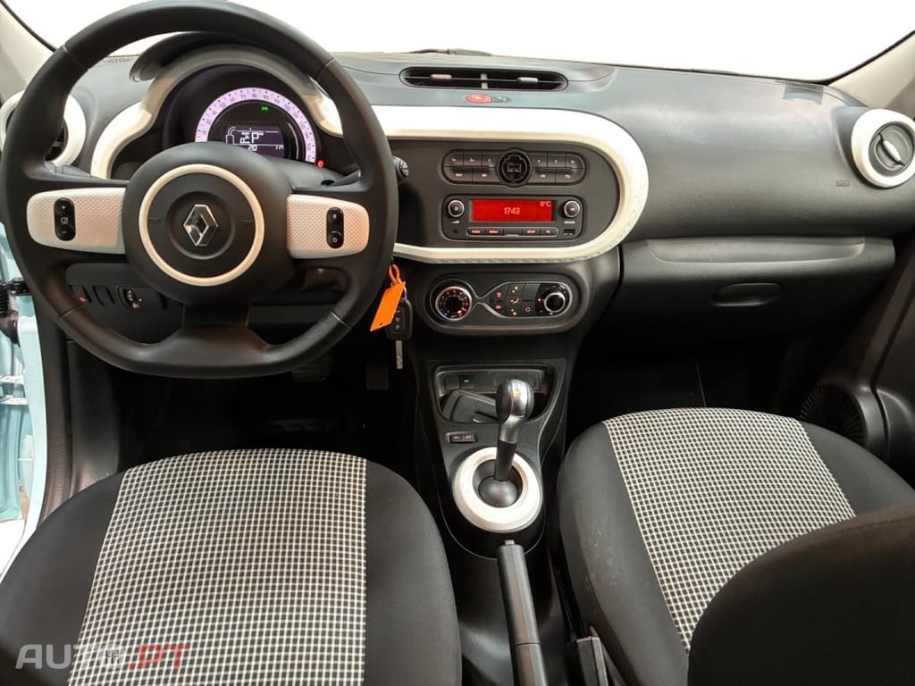 Renault Twingo E-Tech Authentic