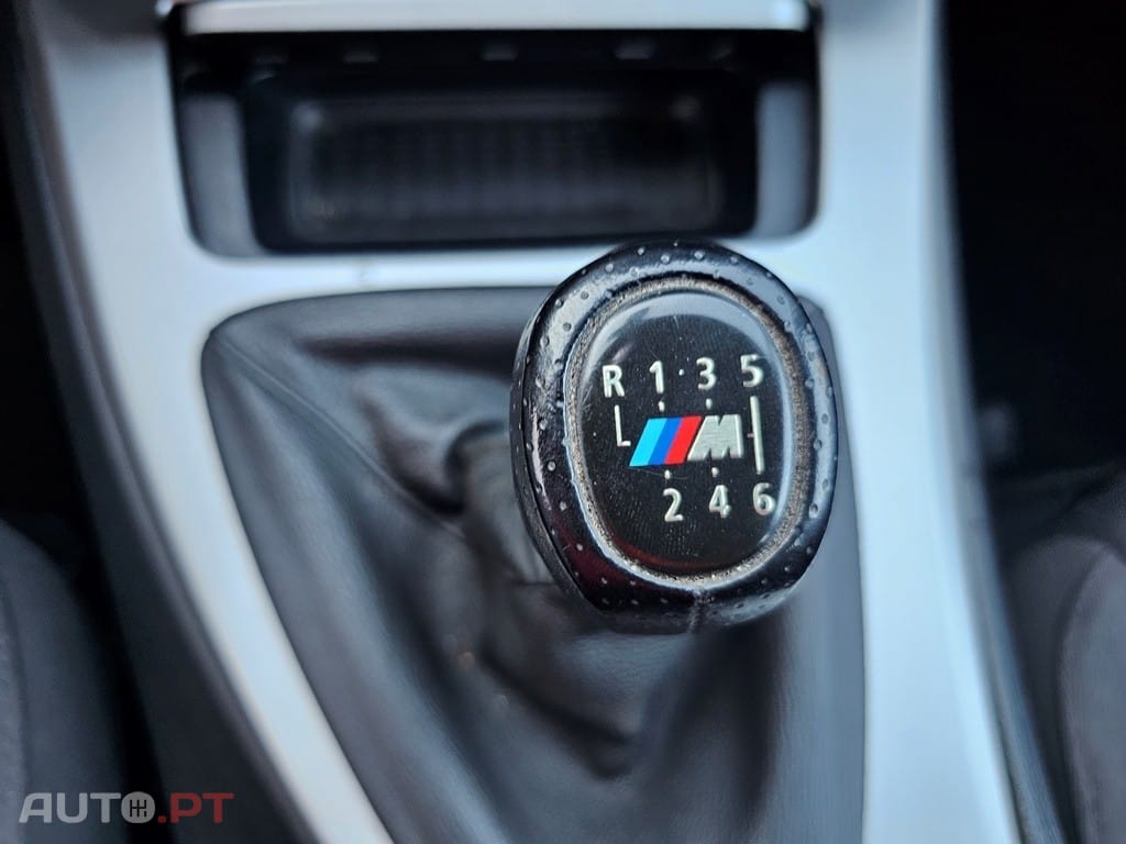 BMW 320 d Touring Navigation Sport